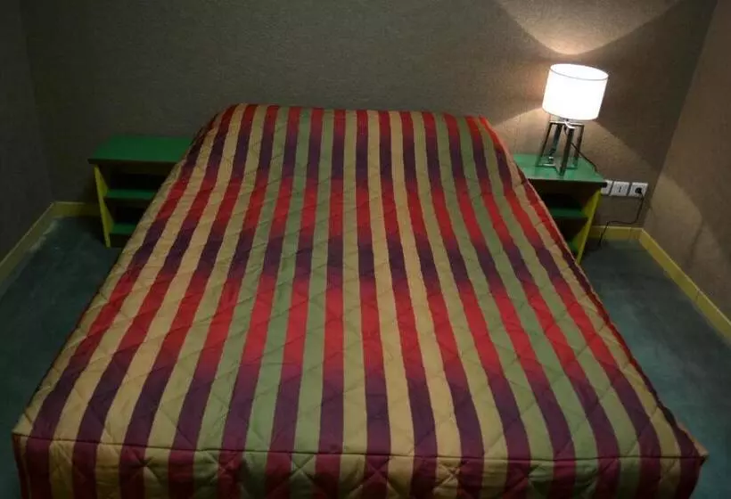１階の１ベッドルームアパートメント, Hôtel Siatel Besançon Chateaufarine