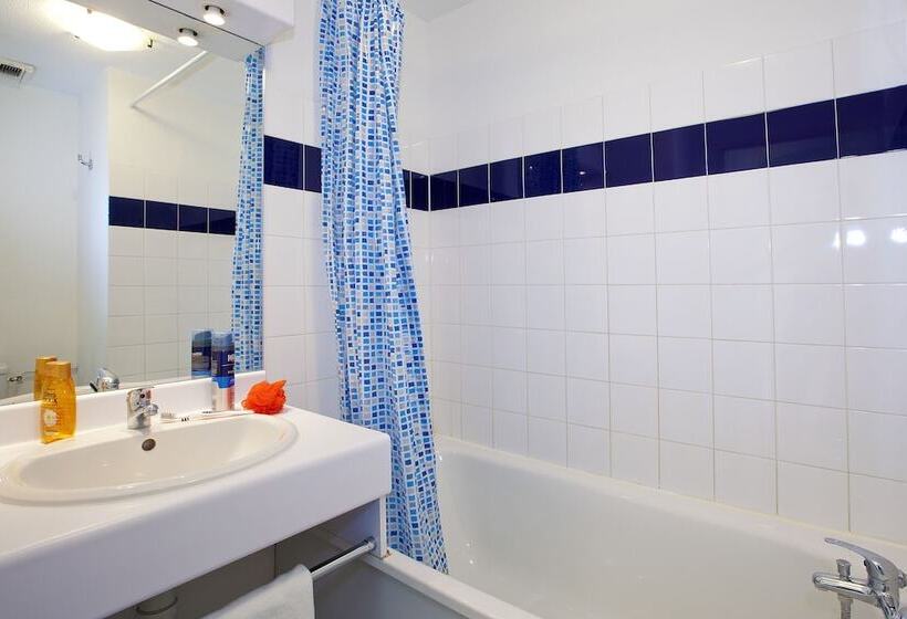 标准工作室, Séjours & Affaires Lyon Saint Nicolas