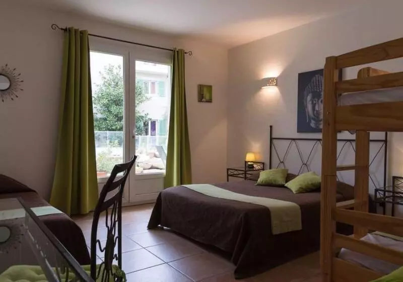 ファミリールーム, The Originals City, Hôtel Le Village Provençal, Aixenprovence Nord