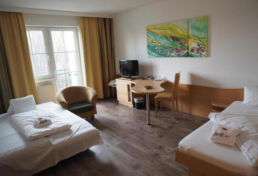 חדר משפחתי, Xylophon   Inklusive Thermeneintritte