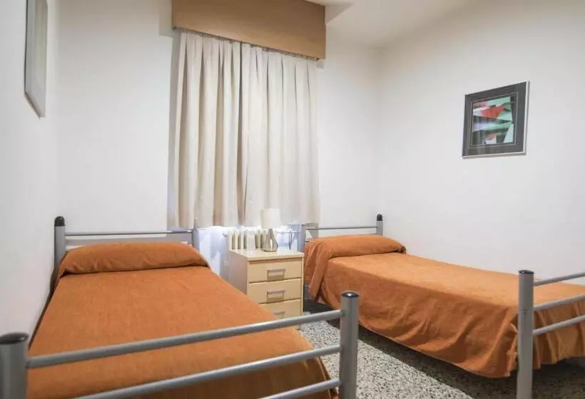 اتاق استاندارد, Albergue Inturjoven Granada