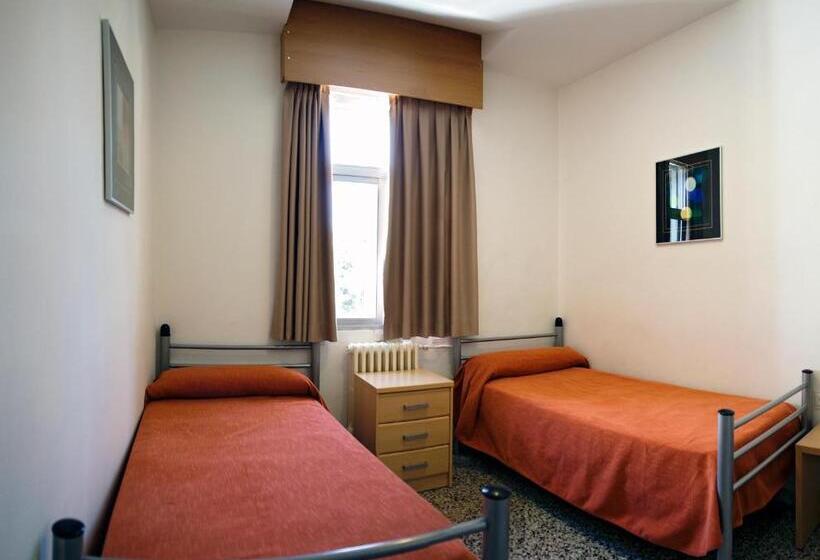 اتاق استاندارد, Albergue Inturjoven Granada