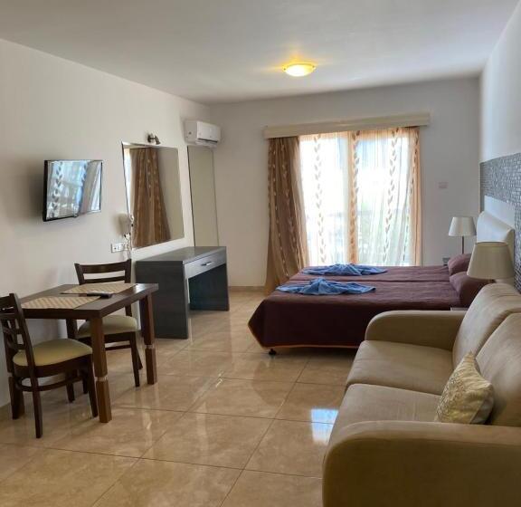 디럭스 스튜디오, Alexia Hotel Apartments