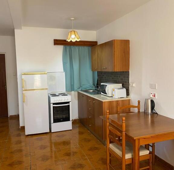 스탠다드 스튜디오, Alexia Hotel Apartments