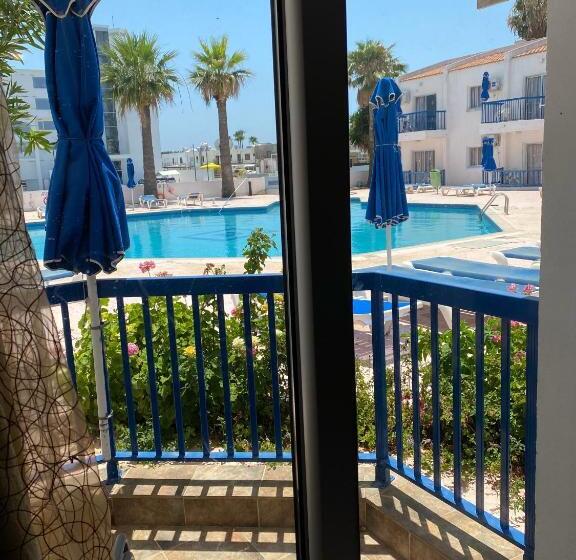 디럭스 스튜디오, Alexia Hotel Apartments