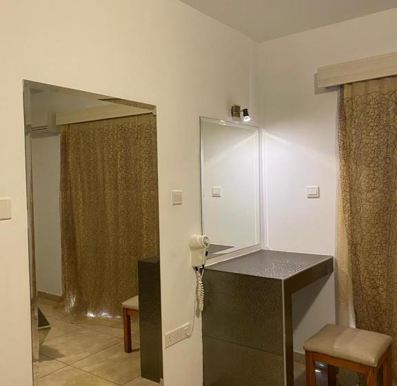 디럭스 스튜디오, Alexia Hotel Apartments