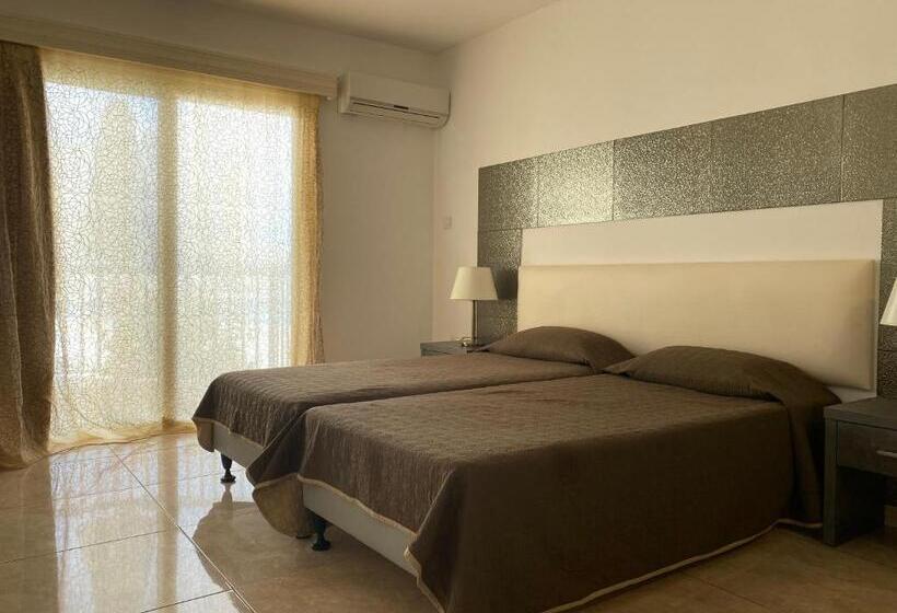 디럭스 스튜디오, Alexia Hotel Apartments