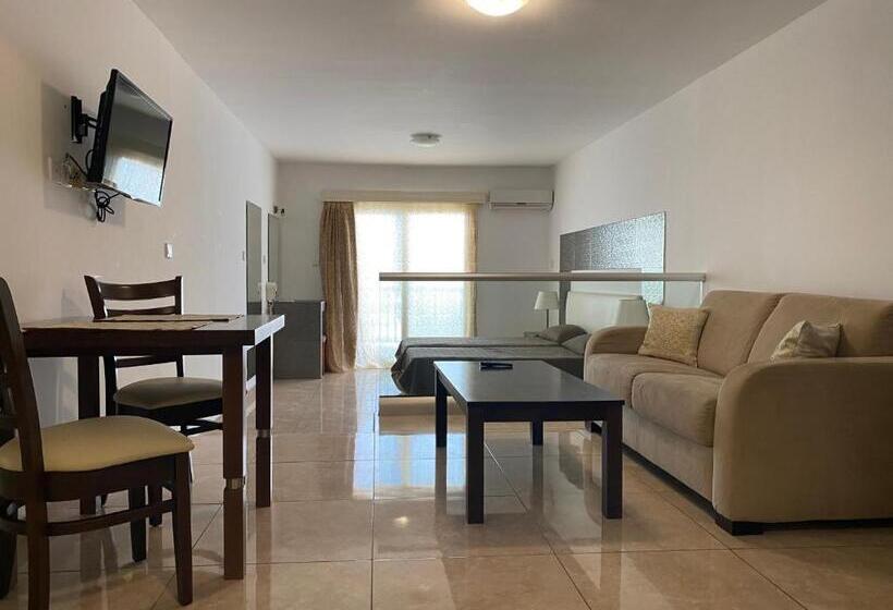 디럭스 스튜디오, Alexia Hotel Apartments