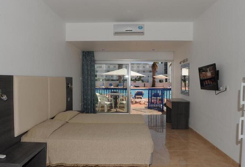 디럭스 스튜디오, Alexia Hotel Apartments