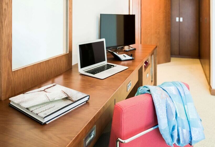 Апартаменты 1 Спальня, Aparthotel Adagio Fujairah