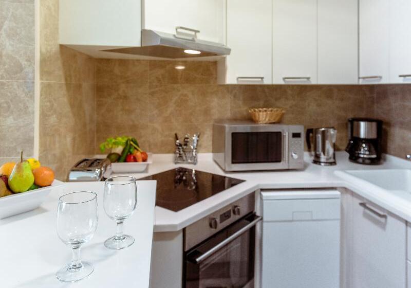 استودیوی استاندارد, Aparthotel Adagio Fujairah