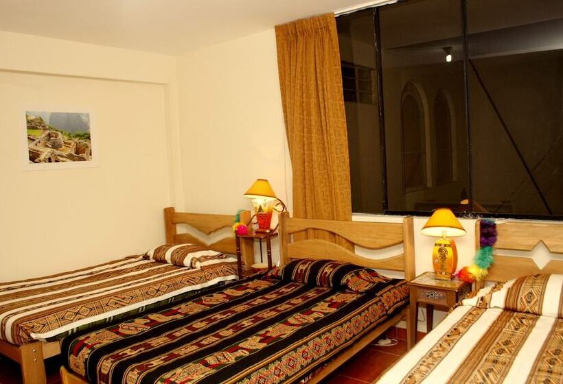 חדר סטנדרט לשלושה, Lynik La Casa De Blanca