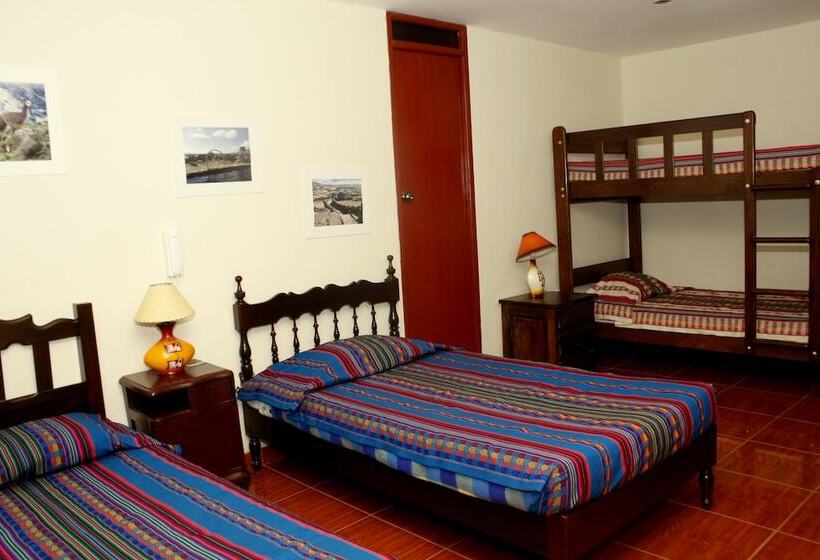 חדר סטנדרט לארבעה, Lynik La Casa De Blanca