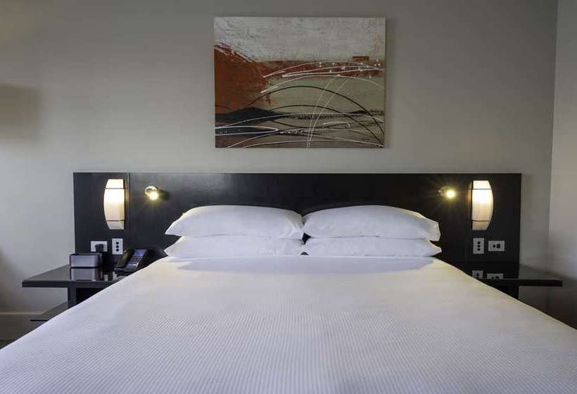 Suite King Bed, Hilton Istanbul Bomonti Hotel & Conference Center