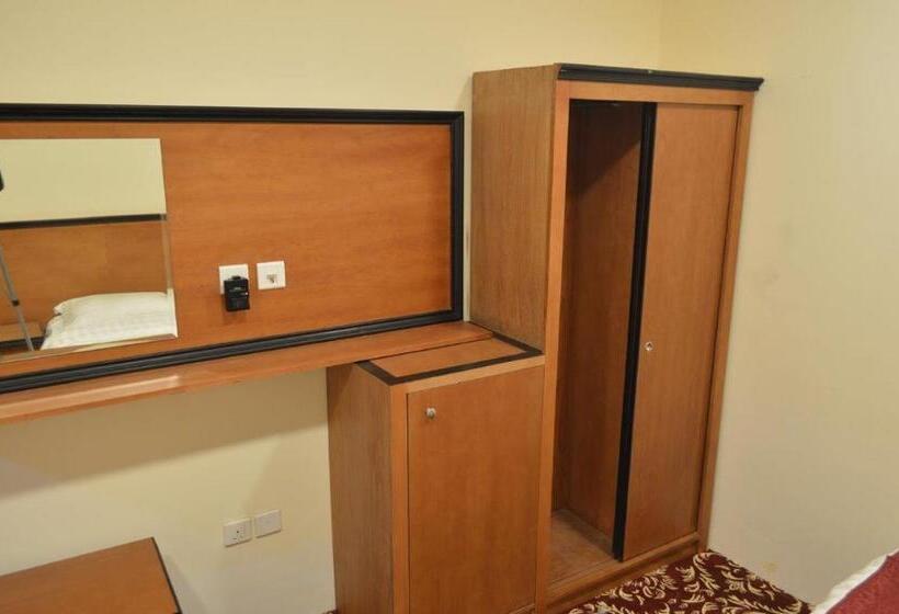 スタンダード４人部屋, Al Riffa Rii Bakhsh