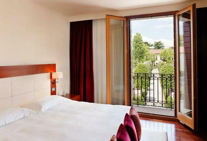 חדר סטנדרט, Al Tezzon