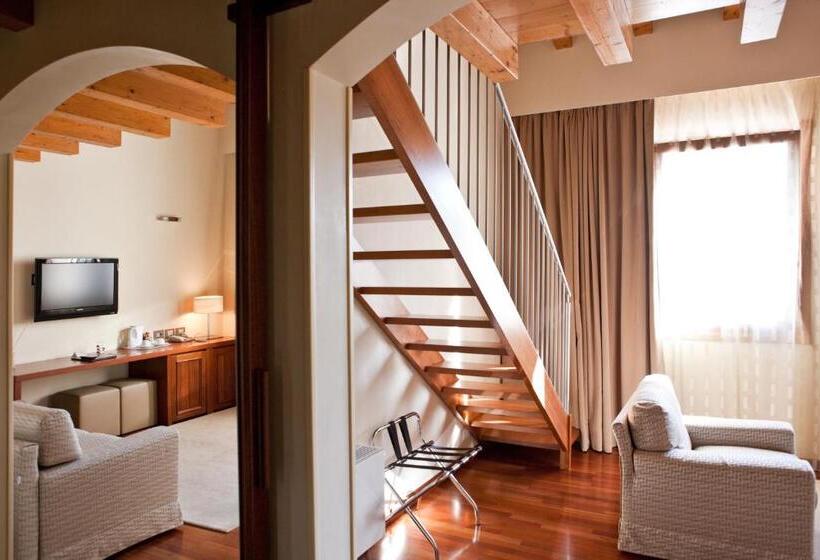 סוויטה, Al Tezzon