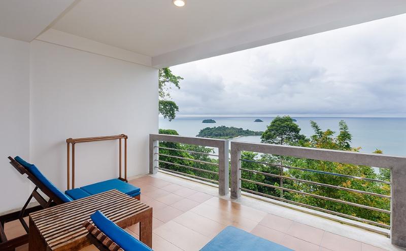 חדר דלוקס, Al Tezzon