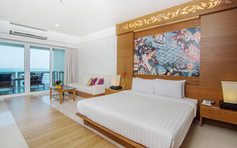 חדר דלוקס, Al Tezzon