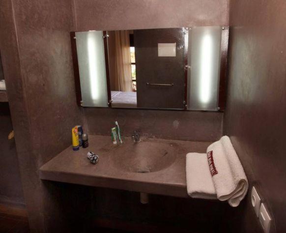 デラックスルーム, Bab Rimal