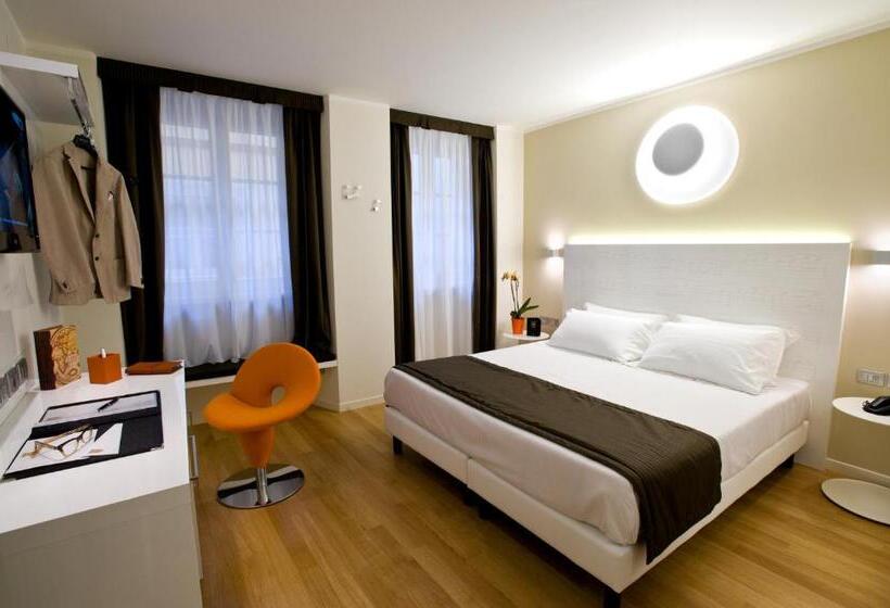Deluxe Zimmer, Coppe Trieste   Boutique