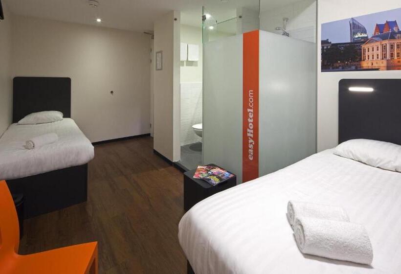 غرفة قياسية ثلاثية, Easyhotel The Hague City Centre