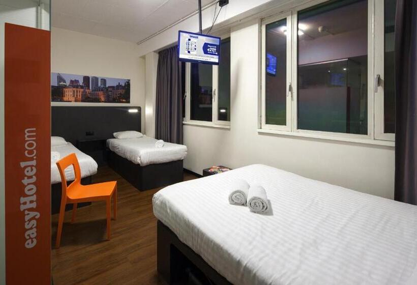 غرفة عائلية, Easyhotel The Hague City Centre