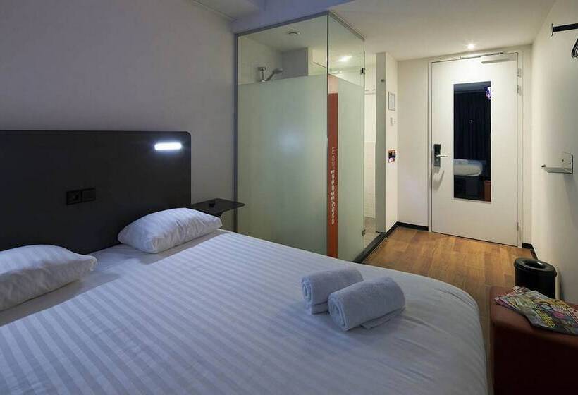 غرفة أساسية, Easyhotel The Hague City Centre