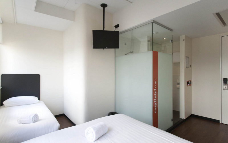 Номер Стандарт Трехместный, Easyhotel The Hague City Centre