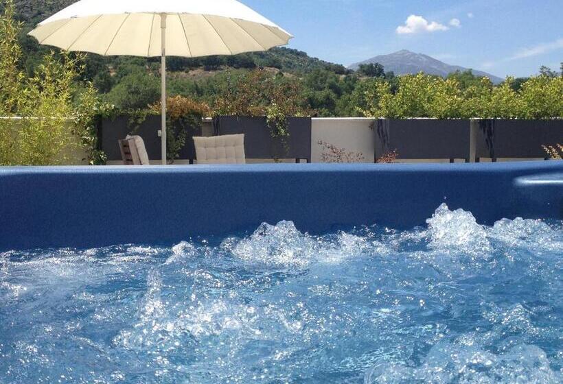 Полулюкс, Rusticae El Hotelito