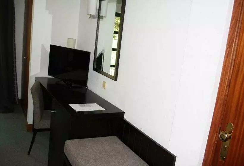 プールの見えるシングルルーム, Flag Hotel Santarém