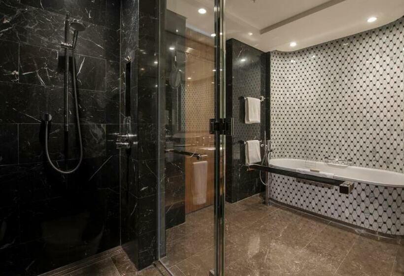 キングサイズベッドのエクゼクティブ, Hilton Istanbul Bomonti Hotel & Conference Center