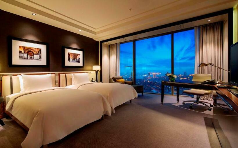 2 Bedroom Family Suite, Hilton Istanbul Bomonti Hotel & Conference Center