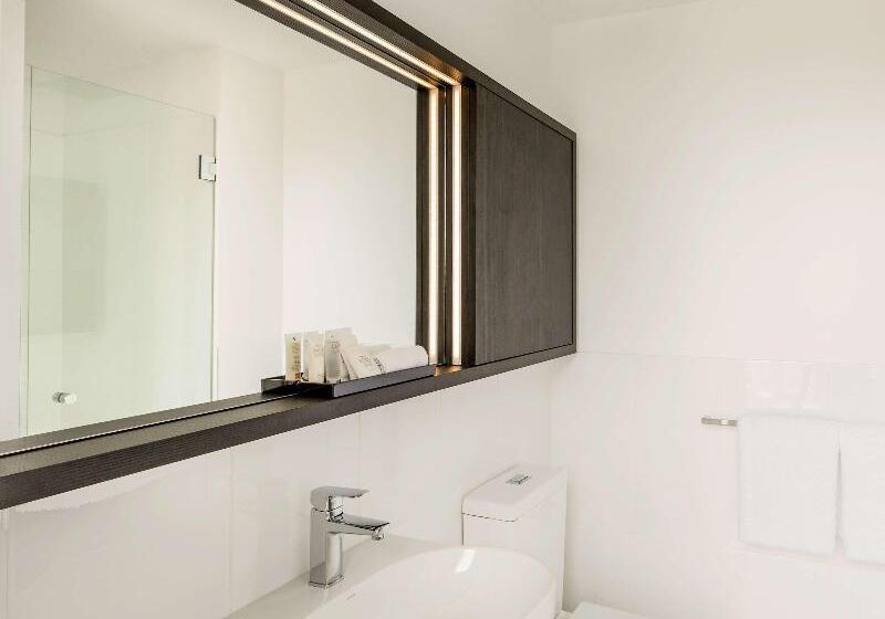 标准间, Ibis Adelaide