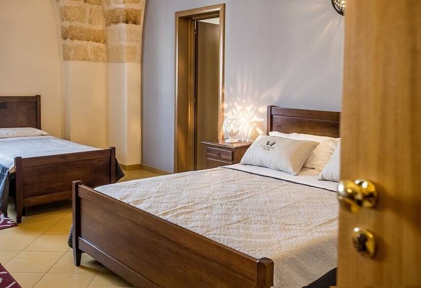 Номер Стандарт Трехместный, Laurito Resort & Spa