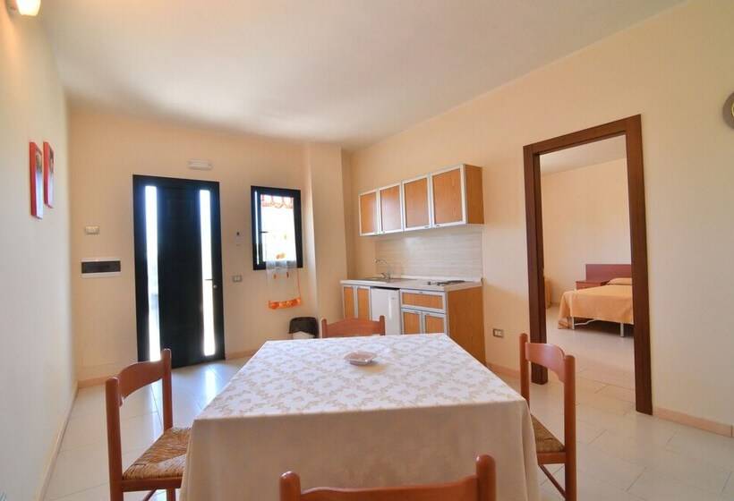 דירת חדר, Laurito Resort & Spa