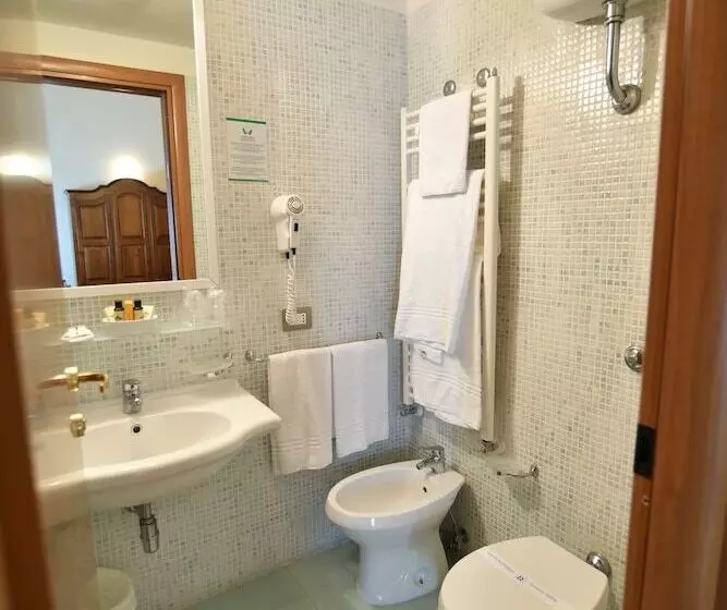 スタンダード４人部屋, Laurito Resort & Spa