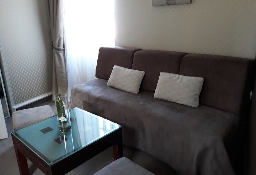 Люкс, Cit Hotel Le Challonge