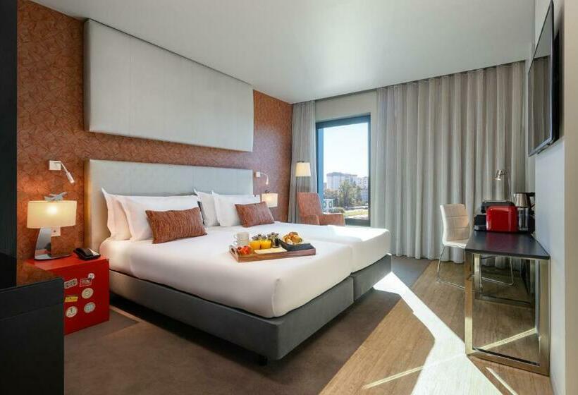 اتاق کلاسیک با چشمانداز شهر, Meliá Lisboa Aeroporto