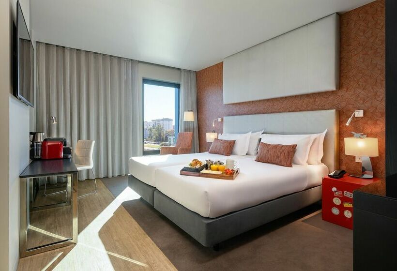 اتاق کلاسیک با چشمانداز شهر, Meliá Lisboa Aeroporto