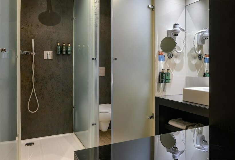 اتاق کلاسیک با چشمانداز شهر, Meliá Lisboa Aeroporto