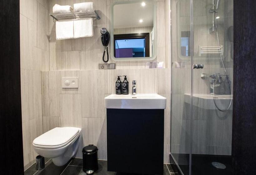 اتاق کلاسیک, Mercure Riga Centre