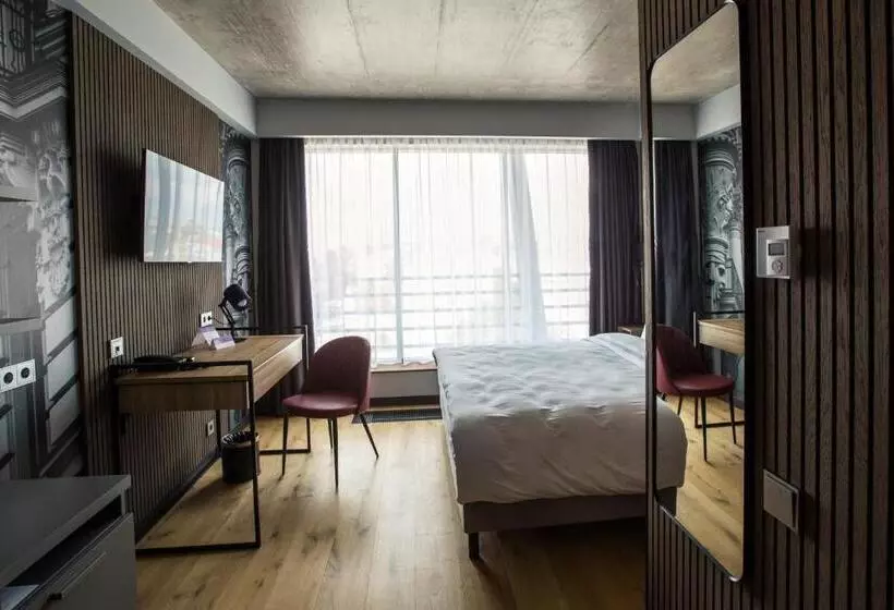 اتاق کلاسیک, Mercure Riga Centre