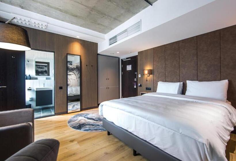 اتاق پرستیژ, Mercure Riga Centre