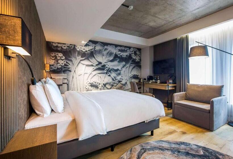 سوییت جونیور, Mercure Riga Centre