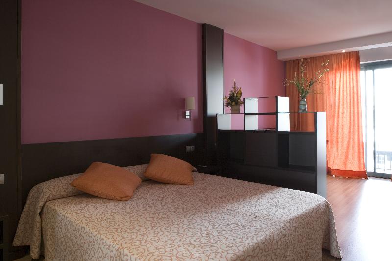 اتاق کلاسیک, Mercure Riga Centre