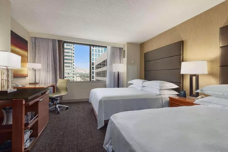 اتاق کلاسیک, Mercure Riga Centre