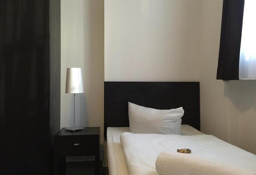 اتاق استاندارد یک نفره, Mosel Hotel Frankfurt