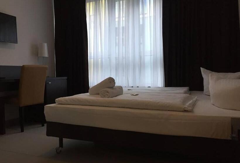 스탠다드 룸, Mosel Hotel Frankfurt