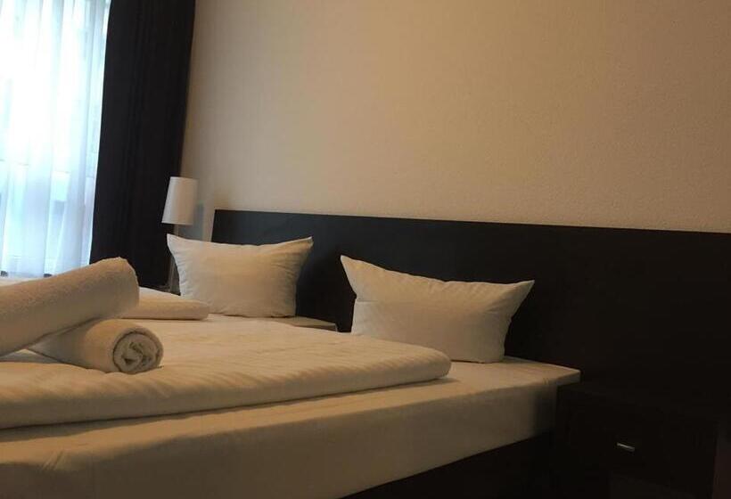 스탠다드 룸, Mosel Hotel Frankfurt
